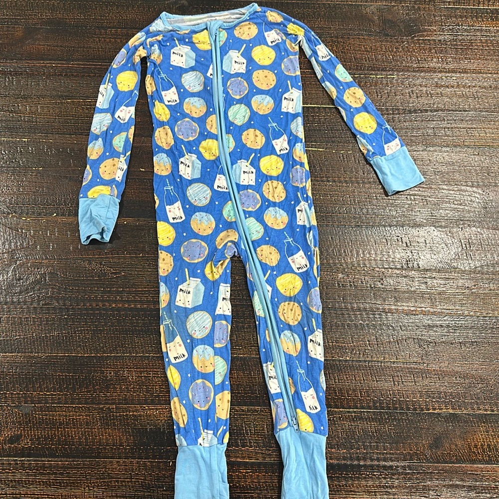 Little Sleepies - 3T Cookies & Milk - bamboo pajamas - great used condition